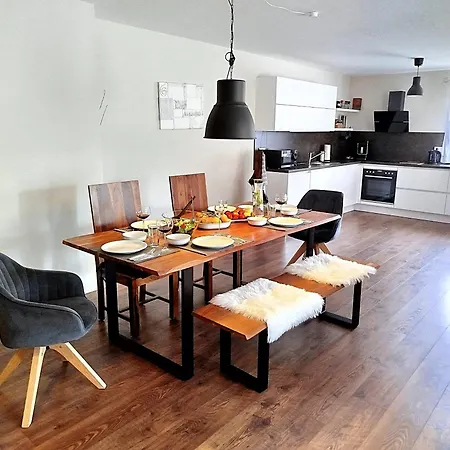 92qm Allergikerfreundlich 2 Schlafzimmer 2 Wc Terrasse * Gorxheimertal