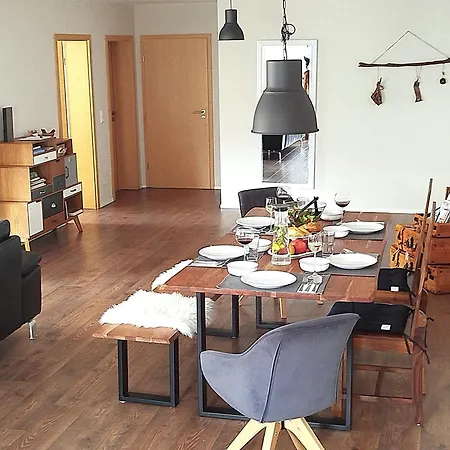 92qm Allergikerfreundlich 2 Schlafzimmer 2 Wc Terrasse Apartamento *